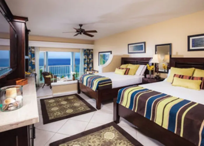 Resort Beaches A & Golf 4*
