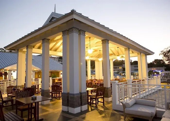 Beaches A & Golf Resort 4*
